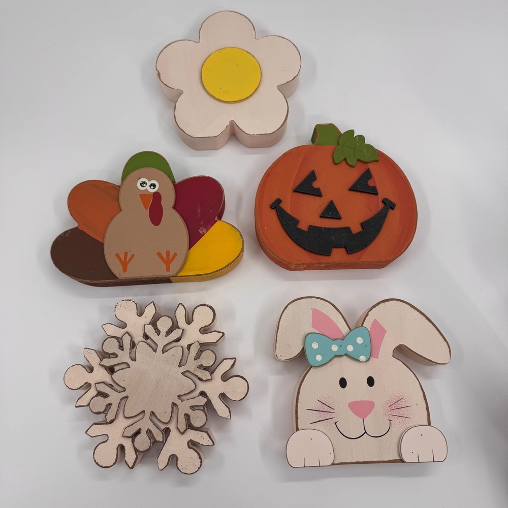 HOME Glitzhome‎ Shelf Sitter Seasonal Holiday 13-Piece Wooden Interchangeable - Picture 4 of 16